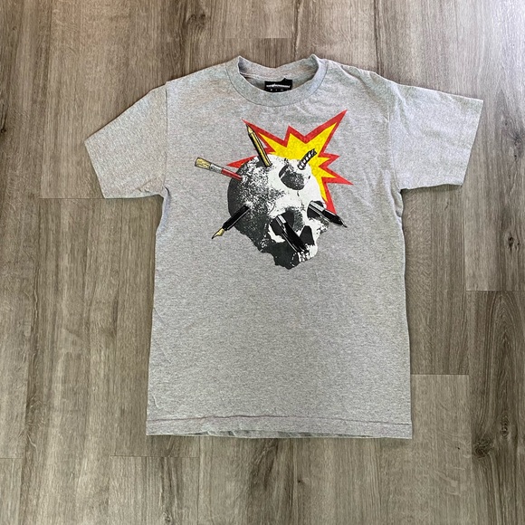 Unisex “ The Hundreds “ Skeleton bone tee - Picture 1 of 4